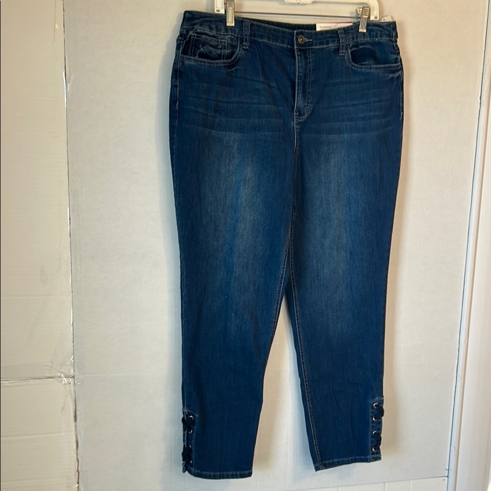 NWT Christopher & Banks Classic Fit Stretch Straight Leg Ankle Ribbon Jean Sz 14